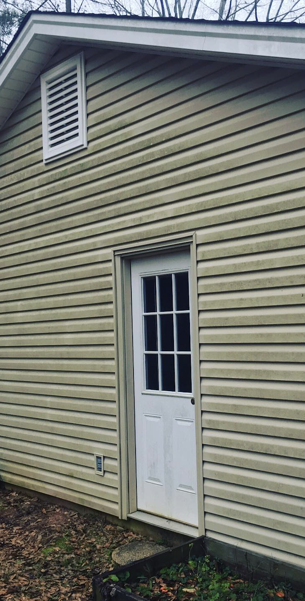 After: Siding before and after soft washing
